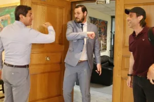 Πρεμιέρα χωρίς κόσμο, νέα συνάντηση την άλλη εβδομάδα