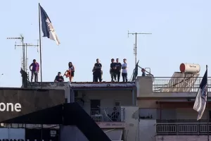 Αποθέωση για τους οπαδούς... της ταράτσας 