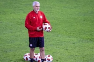 Βοηθοί Μαρτίνς: «Μπορεί να εξελιχθεί στις ακαδημίες το ελληνικό ποδόσφαιρο»
