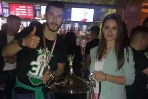 Έρχονται... πακέτο στην Κύπρο