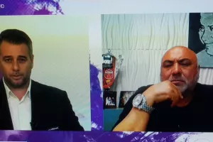 ΦΑΝΙΕΡΟΣ για διακοπή, στημένα, Παπασταύρου, ρεφ