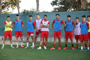 (ΦΩΤΟΣ) Η... αρχή με τον ΠΑΜΠΟ