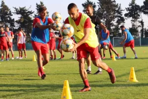 (ΦΩΤΟΣ) Η... αρχή με τον ΠΑΜΠΟ