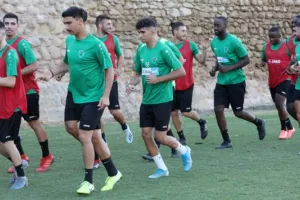 Έβαλαν... μπρος και οι "μαυροπράσινοι" (Φώτος)