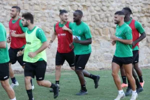 Έβαλαν... μπρος και οι "μαυροπράσινοι" (Φώτος)