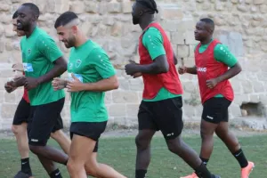 Έβαλαν... μπρος και οι "μαυροπράσινοι" (Φώτος)