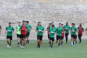 Έβαλαν... μπρος και οι "μαυροπράσινοι" (Φώτος)