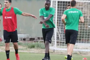 Έβαλαν... μπρος και οι "μαυροπράσινοι" (Φώτος)