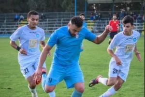 Ανεβάζει επίπεδο με Γραμματικόπουλο!