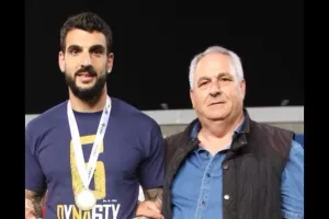 ΑΝΑΡΤΗΣΗ Μερκή: "Έπαιζα και ήσουν στις εκκλησίες από την αγωνία..."