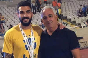 ΑΝΑΡΤΗΣΗ Μερκή: "Έπαιζα και ήσουν στις εκκλησίες από την αγωνία..."