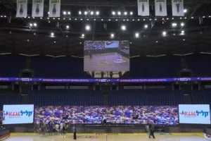 Γήπεδο μέσω video wall! (Βίντεο)