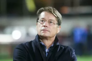 «Δεν αντέχουν στην πίεση οι Έλληνες διαιτητές, μου λείπει ο ΠΑΟΚ»