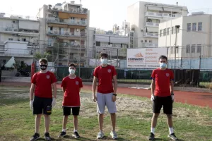 Μπάλα στην Ελλάδα με μάσκες και αποστάσεις/ΦΩΤΟΣ 