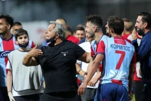 Εξασφάλισε ενημερότητα, συνεχίζουν όλοι οι «ελεύθεροι»
