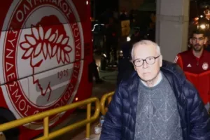 Θεοδωρίδης: "Ο Ολυμπιακός το έχει πάρει αήττητος έξι φορές στο παρελθόν"