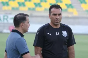 Απόλλων/Τουλάχιστον ΣΥΝ μία αποχώρηση