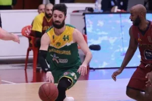 Ανανέωσε με Ιάκωβο και Ροβέρτο