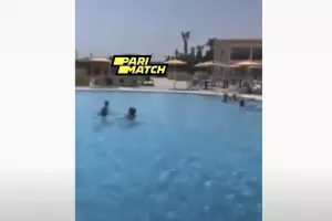 ΚΥΠΡΟ και... πισίνα/ΒΙΝΤΕΟ