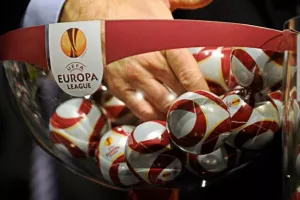 Μαθαίνει τους αντιπάλους του στο Europa League ο Ολυμπιακός