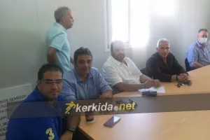 ΦΩΤΟΣ/Η σύσκεψη για το γήπεδο Λεμεσού