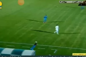 Το πιο δυνατό πλάγιο άουτ ever! 