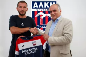 ΑΝΑΚΟΙΝΩΣΗ για 9 παίκτες!