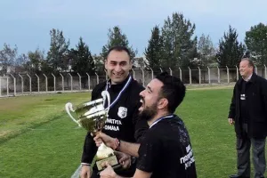 Ανανέωσαν οι αρχηγοί