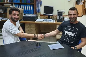 ΣΥΜΦΩΝΙΑ με έξι (φώτος)