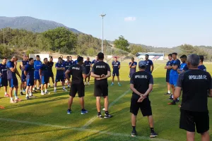 (ΑΠΟΛΛΩΝ) Γυμναστήριο σε δύο γκρουπ 