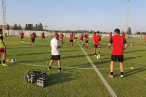 ΦΩΤΟΣ/"Πρώτη προπόνηση στο σπίτι μας" 