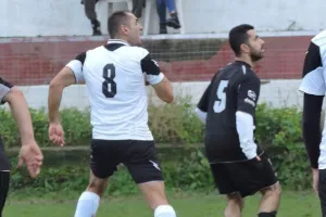 Ανανέωσαν οι αρχηγοί