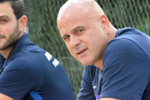 ΑΝΟ/Τελευταία... ΚΛΙΚΣ από την Κακοπετριά 