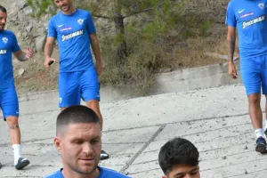 ΑΝΟ/Τελευταία... ΚΛΙΚΣ από την Κακοπετριά 