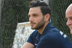 ΑΝΟ/Τελευταία... ΚΛΙΚΣ από την Κακοπετριά 