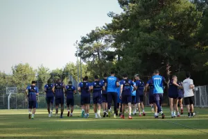 Προτελευταία... με μπάλα (Φώτος)