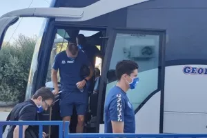 (ΒΙΝΤΕΟ/ΦΩΤΟΣ) Ο Απόλλωνας στο "ΠΑΠ" με... μάσκες