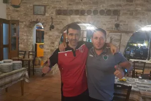 (ΦΩΤΟΣ) Αντίπαλοι μόνο στο γήπεδο