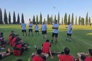 Ευχαριστεί τον Ολυμπιακό και παραθέτει γεύμα