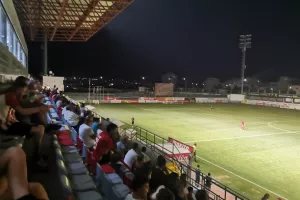 ΠΡΟΒΛΗΜΑ με τον προβολέα και προσωρινή διακοπή (φώτος)