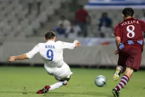 ΜΗΝΥΜΑ για το 3-1/"Δεν γράφουμε ιστορία, είμαστε η ιστορία"
