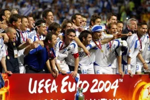 Σούπερ Λίγκα για Euro 2004: «Ευχαριστούμε για όσα μας χαρίσατε!»