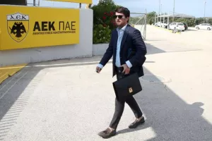 «Προχωρά τα μεταγραφικά της ΑΕΚ μετά τα παιχνίδια ο Ίβιτς για να μην επηρεαστεί η ομάδα»