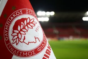 Παρέμβαση από τη FIFA ζητά ο Ολυμπιακός για τον τελικό Κυπέλλου