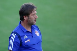 Κατασκόπευσε την Γουλβς ο Μαρτίνς