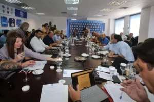 Super League 1: Ψήφισε να παραμείνει το format με 14 ομάδες, το... μπαλάκι στην ΕΠΟ!