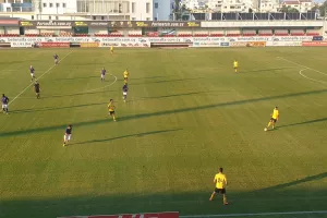 Ανεπίσημο ντεμπούτο με νίκη ο Πάμπος (φώτος)