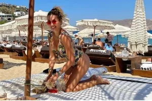 Τρελαίνει...