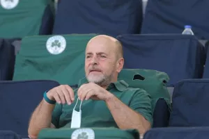 Αναβλήθηκε το ραντεβού Αλαφούζου – Μπακογιάννη για το γηπεδικό