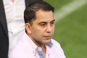 Πρώτη... με ΚΙΡΖΗ